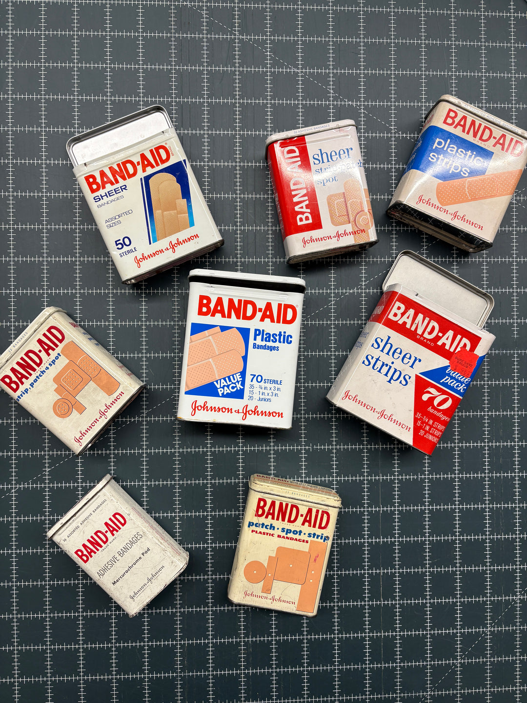 Annex 1002 / Vintage Tins / Random Bandaid Tins