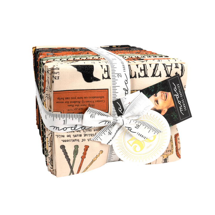 Home Sweet Haunt by Stacy Iest Hsu Fat Quarter Set 32 skus