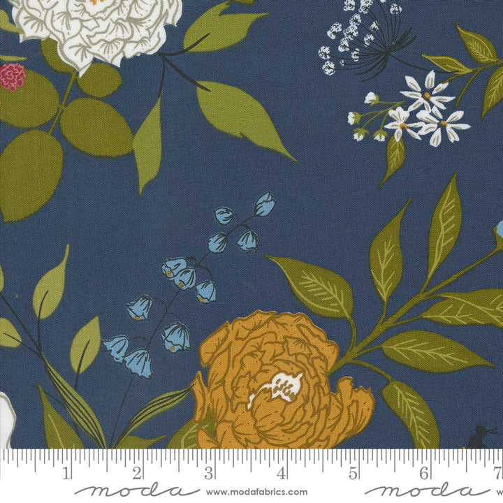 Enchantment Indigo Grand Gesture Florals / 43170 17 / Half yard continuous cut