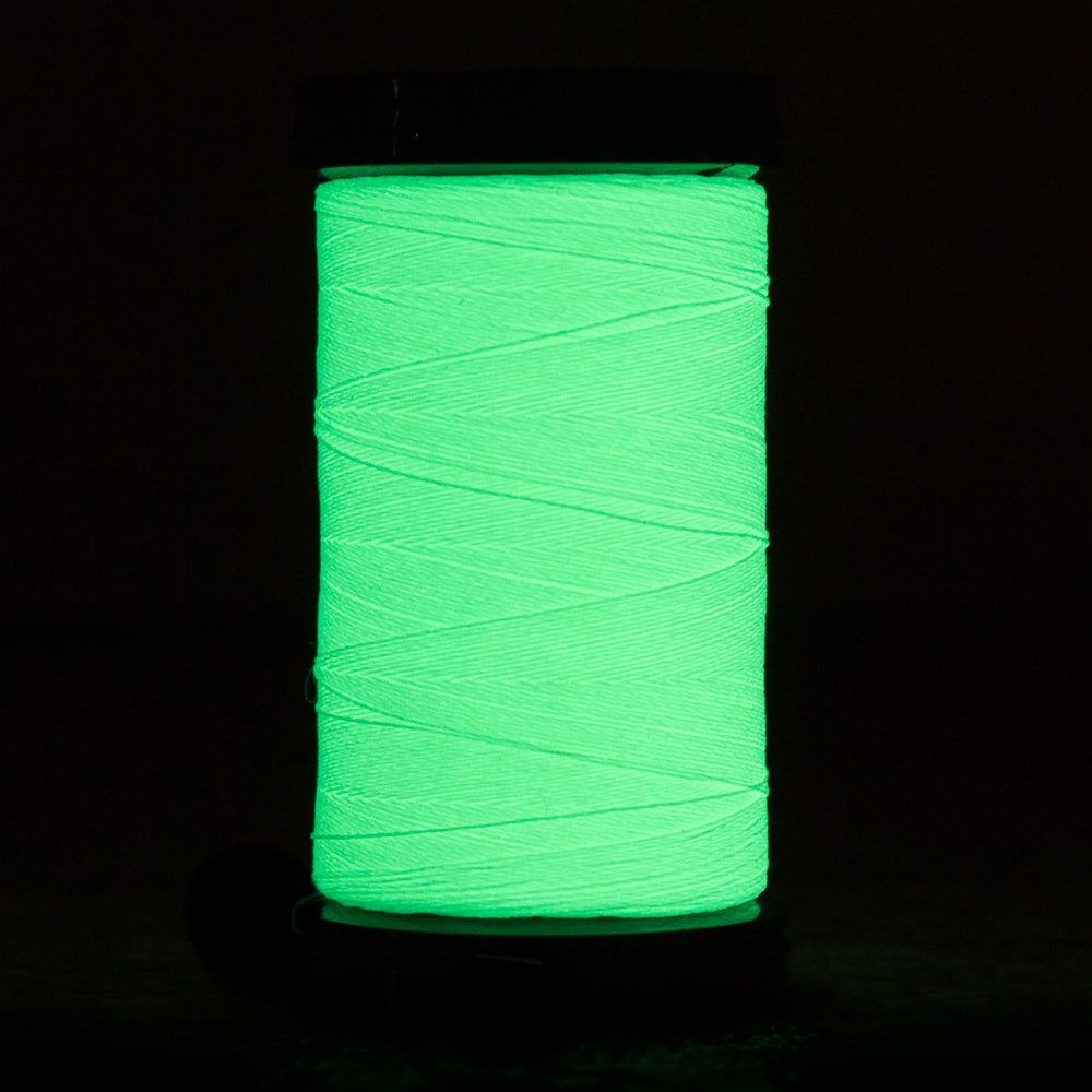 Wonderfil Ahrora 40wt glow in the dark polyester thread -  AR04 Green / hand & machine stitching thread