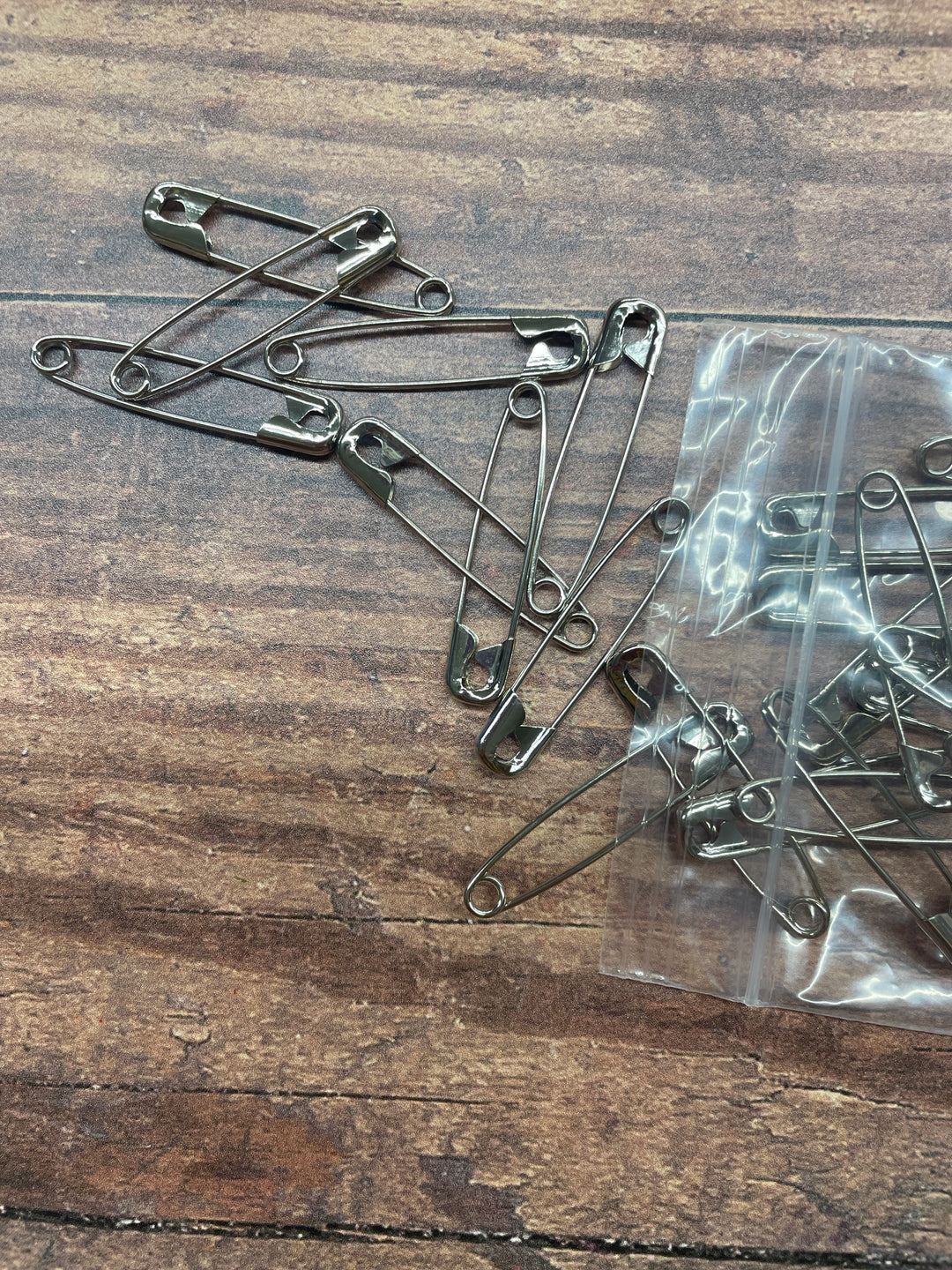 50-pack 1.5" Safety Pins