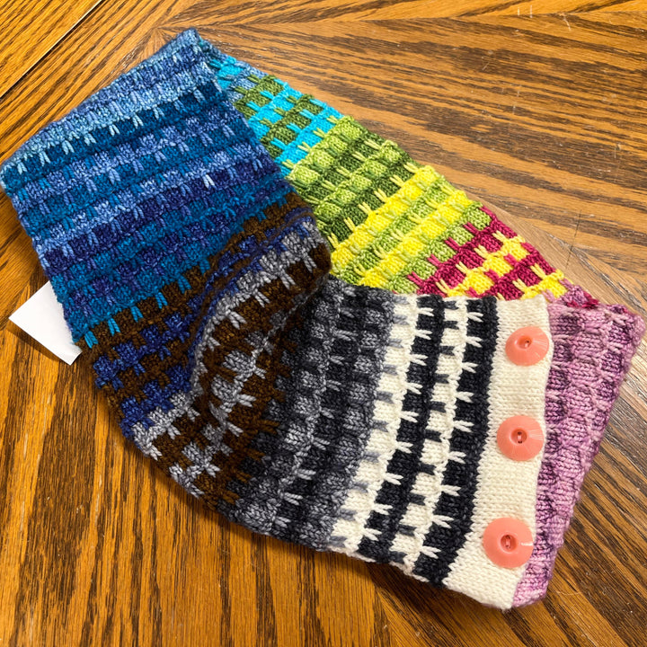Sample Sale: Rainbow Cowl 3