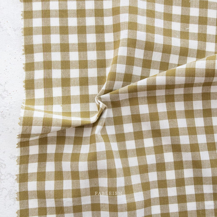 Camp Gingham by Fabelism in MOSS CMP-05 / Cotton Fabric / Quilting Garment-making / half yard continuous cut