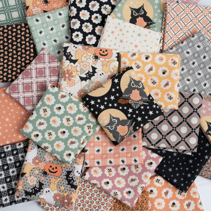 Owl-O-Ween Jelly Roll by Urban Chiks for Moda / 40 2.5" strips